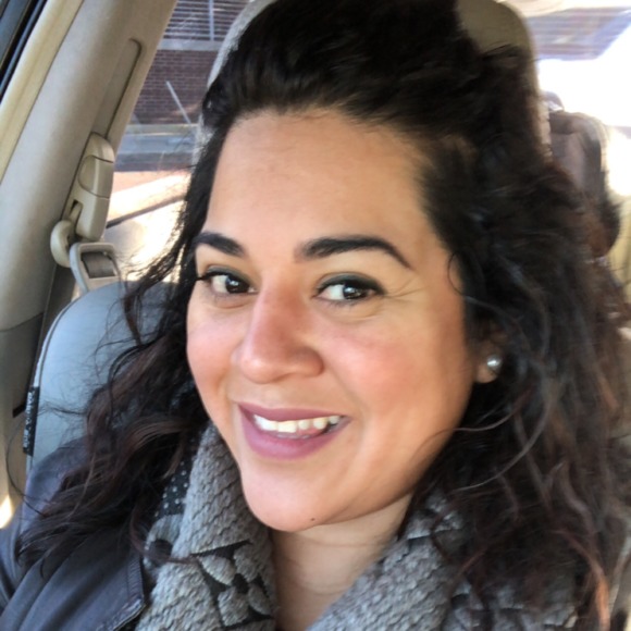 Meet your Posher, Brenda - Picture 1 of 1